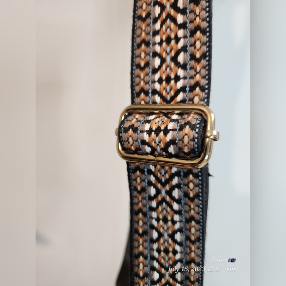 Small cute Kensie black classy purse - Picture 3 of 8